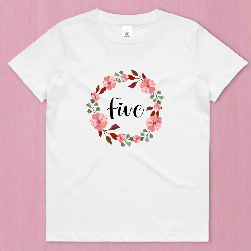 Five wreath tee shirt 